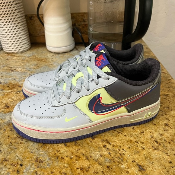 Nike Air Force 1 size 5.5 - Picture 3 of 9